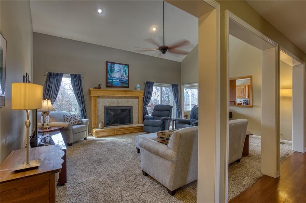 8014 Summit Street — photo 2