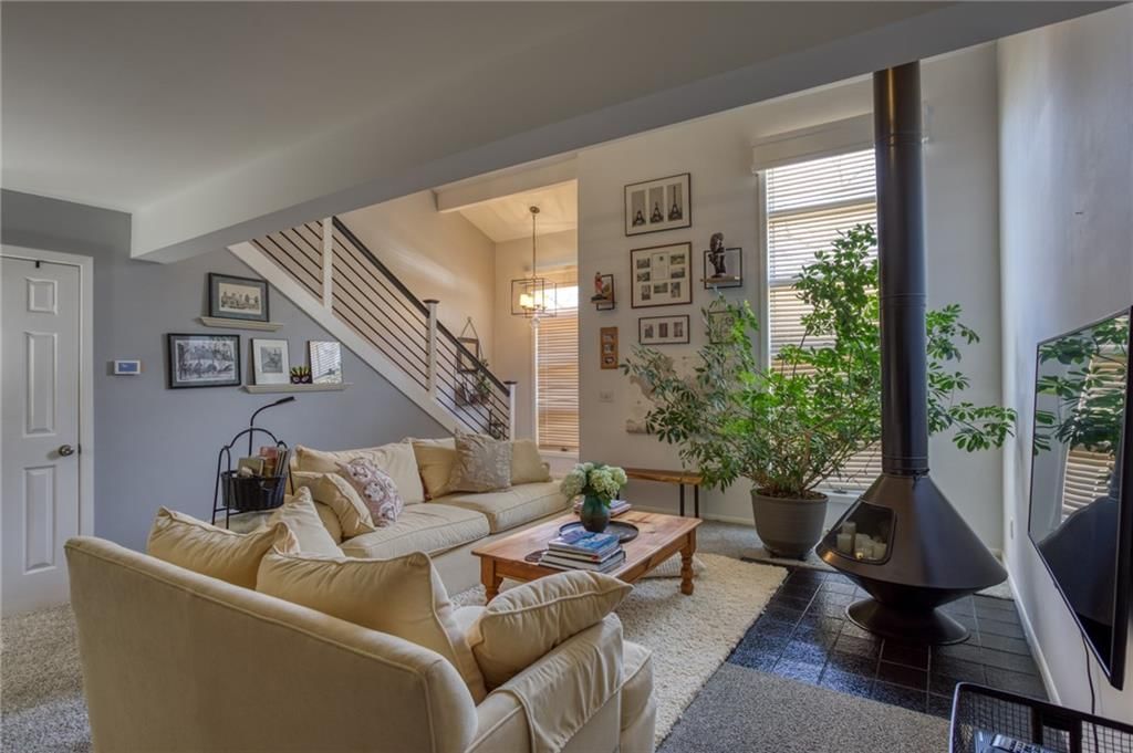 5122 Lamar Avenue — photo 2