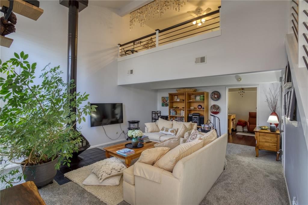 5122 Lamar Avenue — photo 3