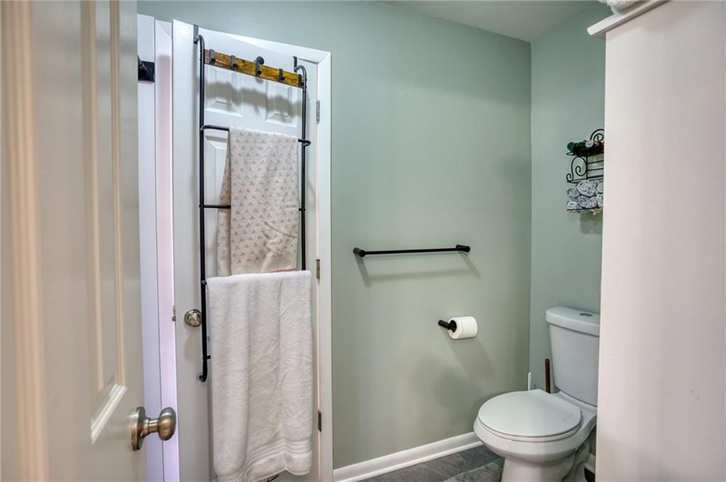 5122 Lamar Avenue — photo 11
