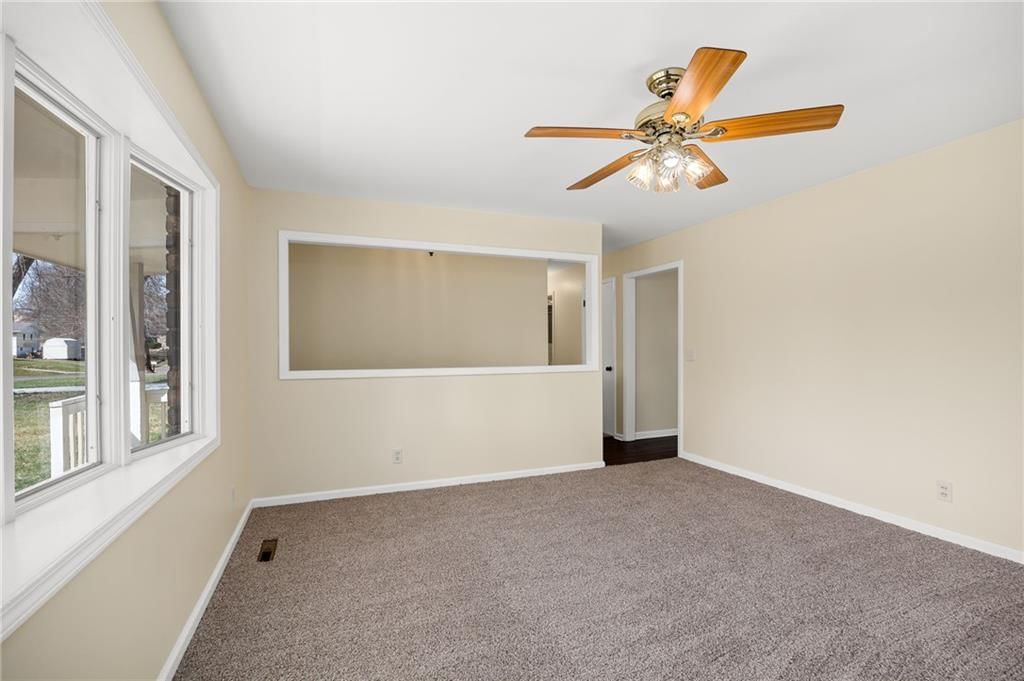 220 Kennedy Drive — photo 8