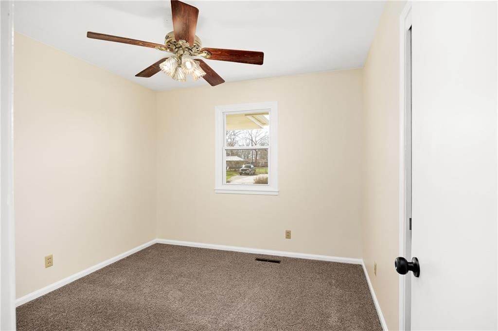 220 Kennedy Drive — photo 14