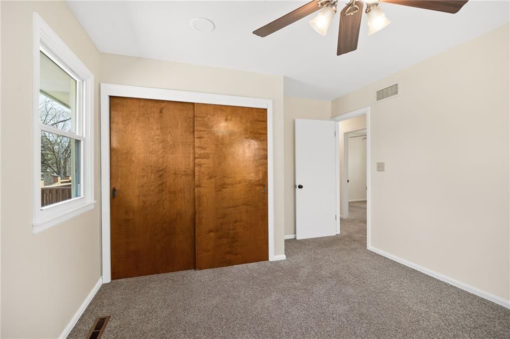 220 Kennedy Drive — photo 17