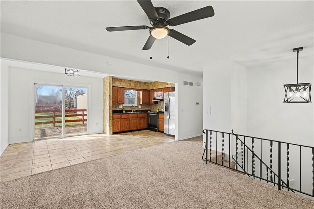 21395 W 181ST Street — photo 4