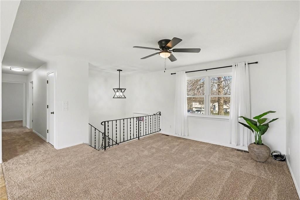 21395 W 181ST Street — photo 5