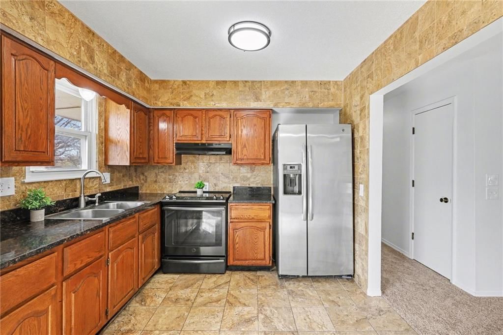 21395 W 181ST Street — photo 7