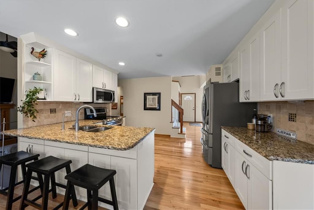 12404 S Albervan Street — photo 10