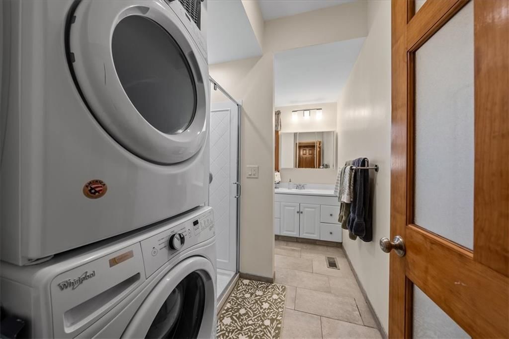 12404 S Albervan Street — photo 12