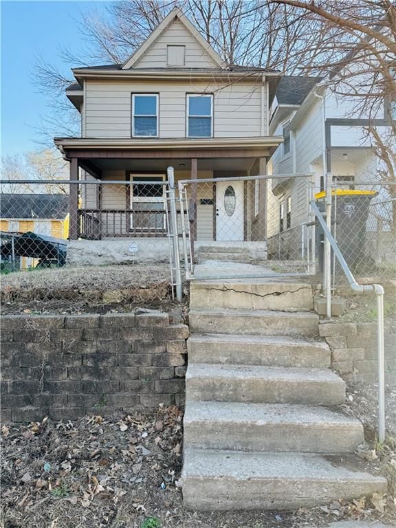 3521 Lexington Avenue — photo 2