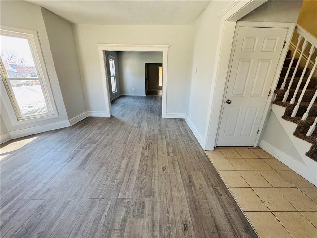 3521 Lexington Avenue — photo 3
