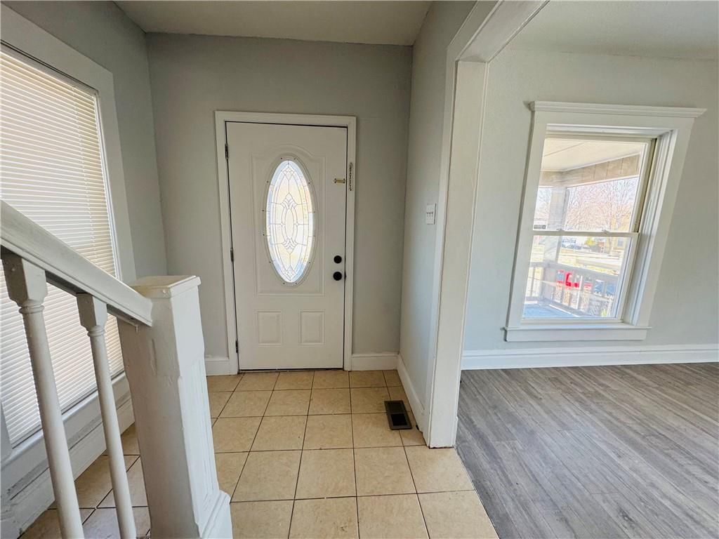 3521 Lexington Avenue — photo 4