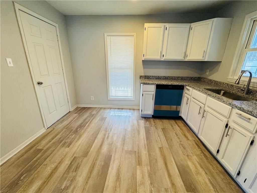 3521 Lexington Avenue — photo 7