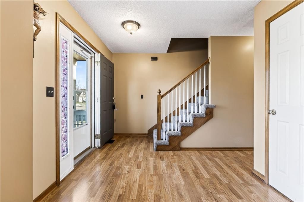 7436 N LEWIS Avenue — photo 15