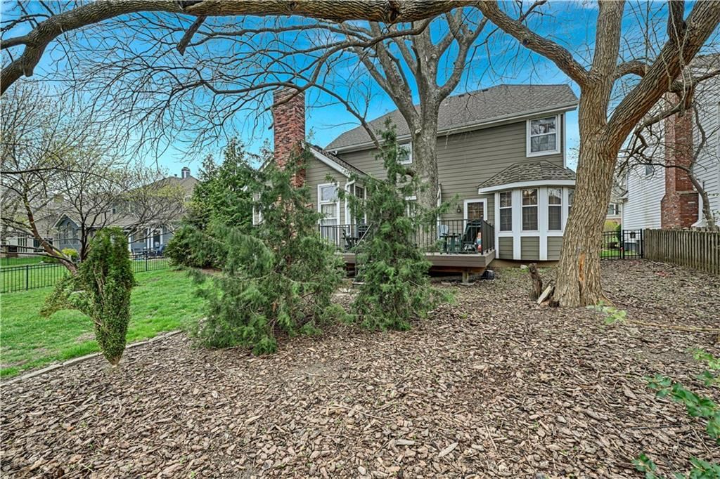 5251 W 129th Terrace — photo 33