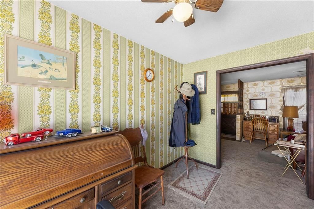 13429 Winchester Avenue — photo 11
