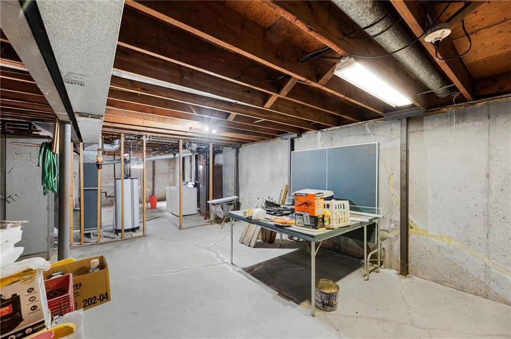 13429 Winchester Avenue — photo 27