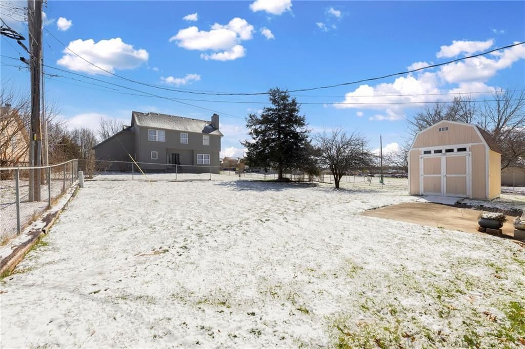 13429 Winchester Avenue — photo 33