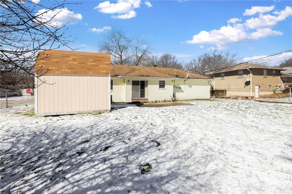 13429 Winchester Avenue — photo 35