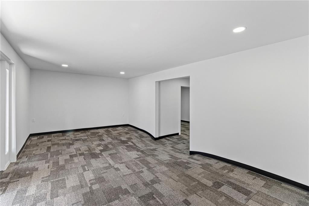 2015 NW 50th Street — photo 10