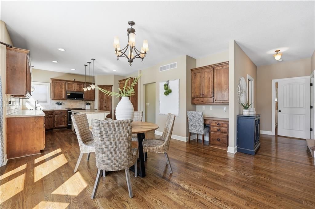 1401 NE Ernest Way — photo 11