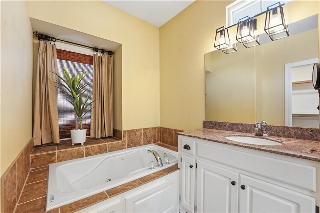 1401 NE Ernest Way — photo 23