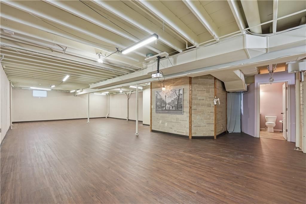 1401 NE Ernest Way — photo 39