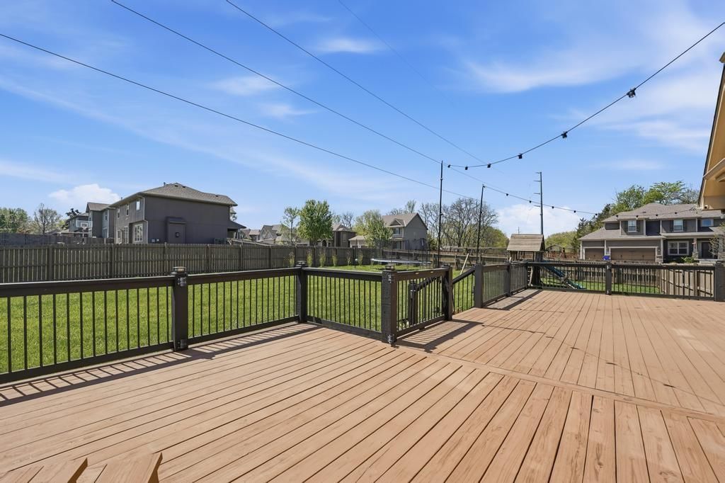 1401 NE Ernest Way — photo 51