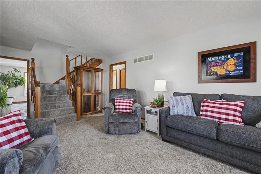 16015 Leavenworth Road — photo 9
