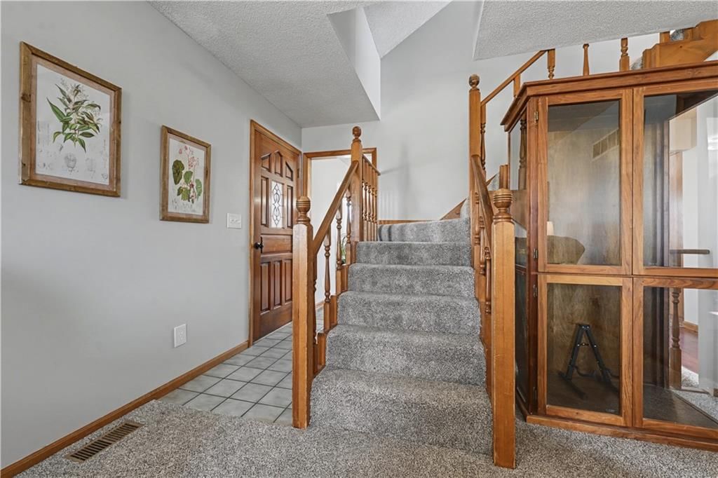 16015 Leavenworth Road — photo 20