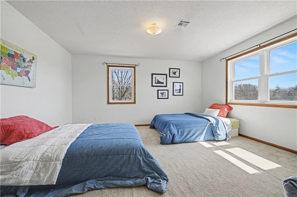 16015 Leavenworth Road — photo 23