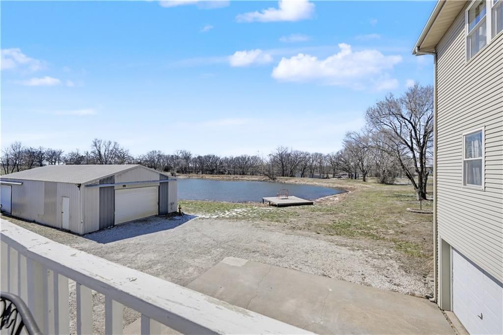 16015 Leavenworth Road — photo 33