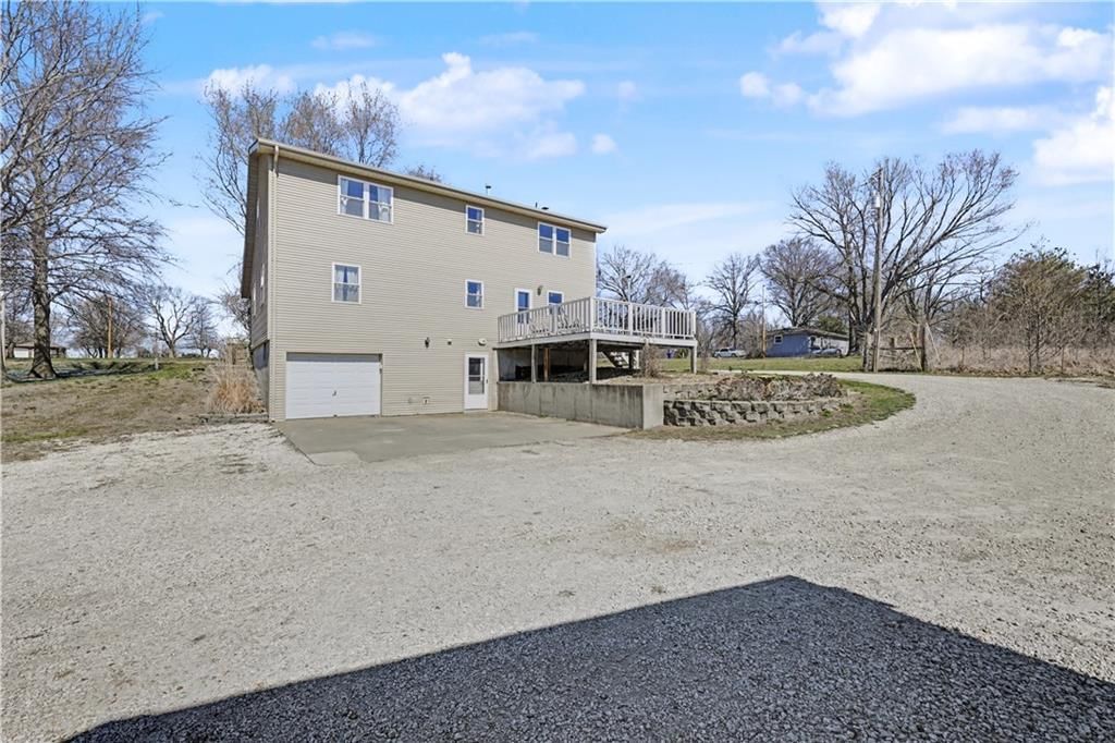 16015 Leavenworth Road — photo 35