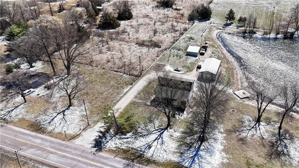 16015 Leavenworth Road — photo 38