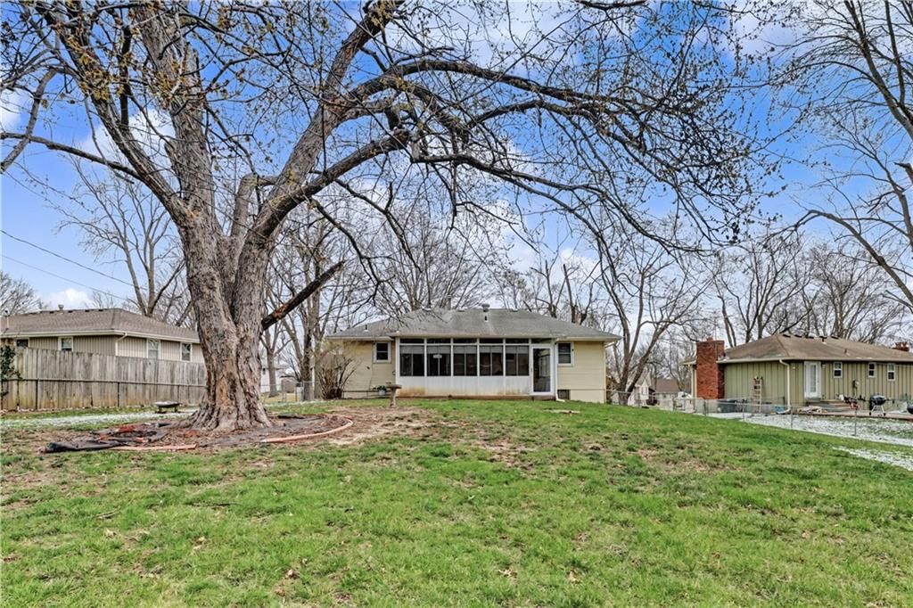 1913 SW Gladstone Drive — photo 22