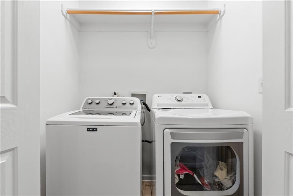 712 Locust Street — photo 13