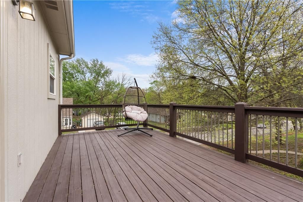 712 Locust Street — photo 18