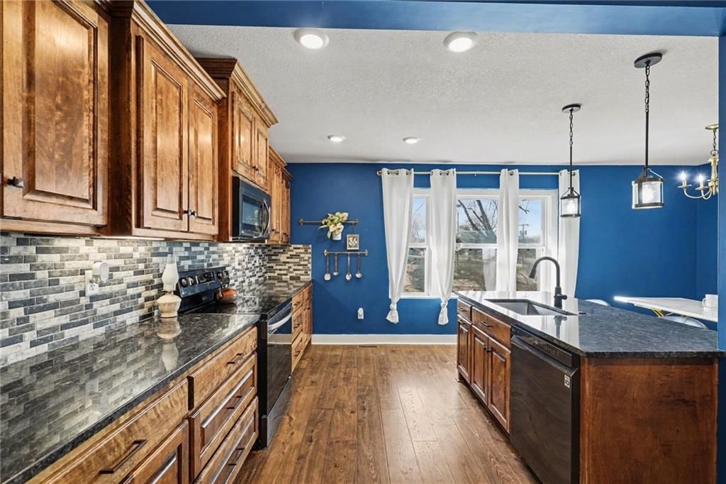 1701 E South Street — photo 12