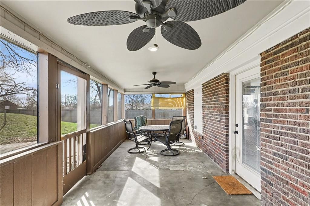 1701 E South Street — photo 24