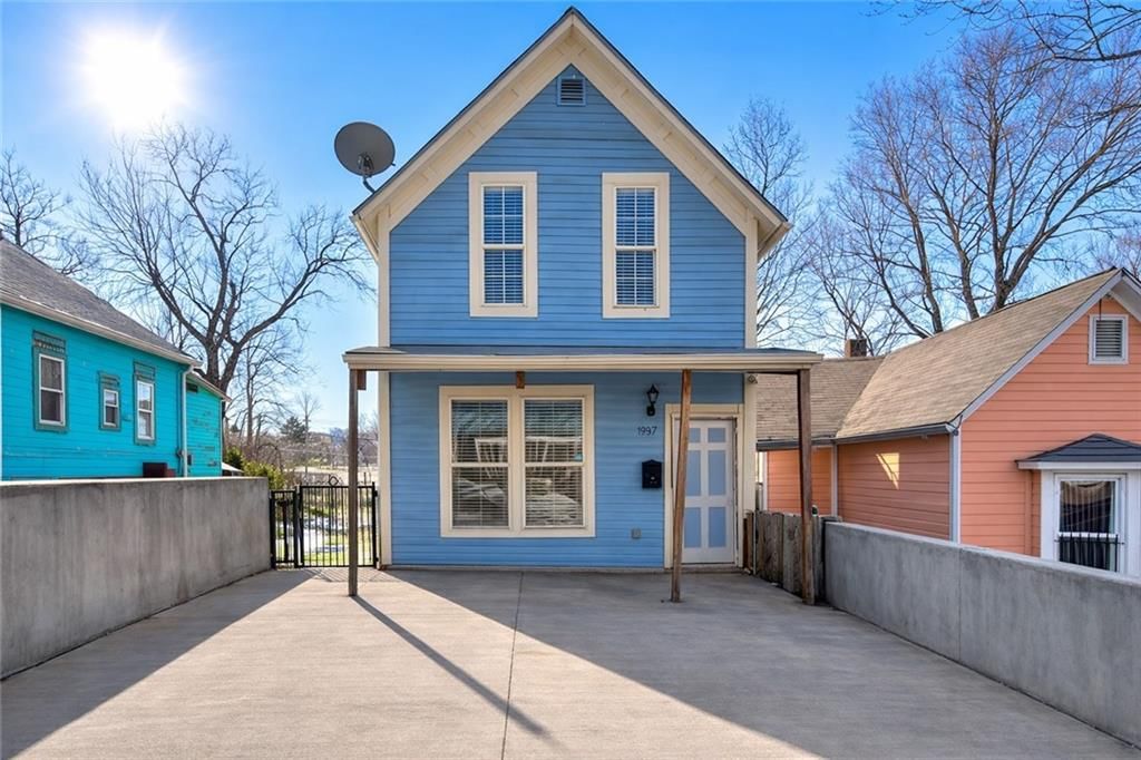 937 Riverview Avenue, Kansas City, KS