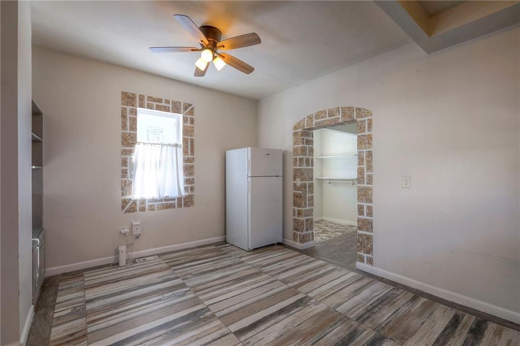 937 Riverview Avenue — photo 11