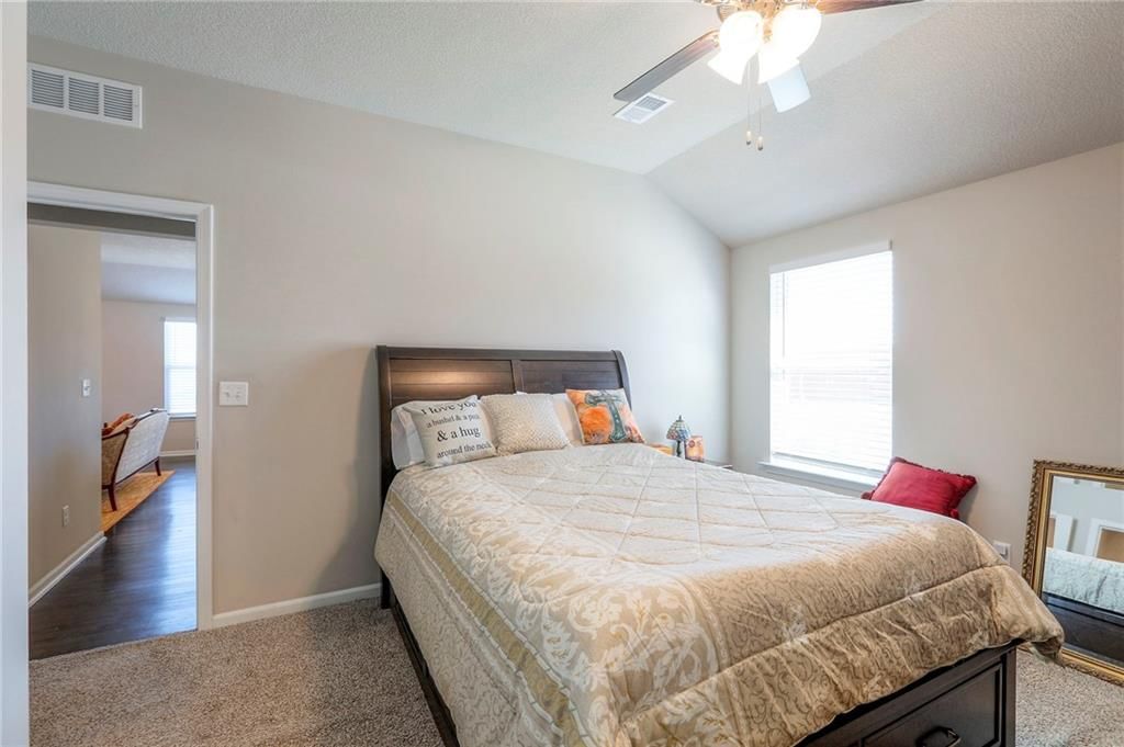 532 SE Reid Street — photo 13