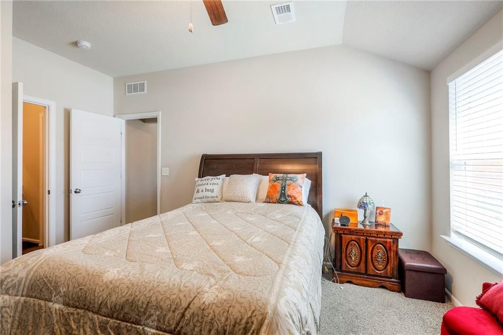 532 SE Reid Street — photo 14