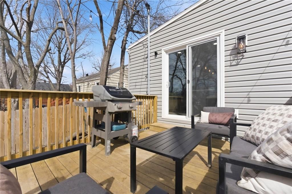 409 W 86th Terrace — photo 30