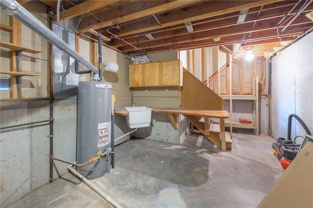 908 NE Bristol Drive — photo 31