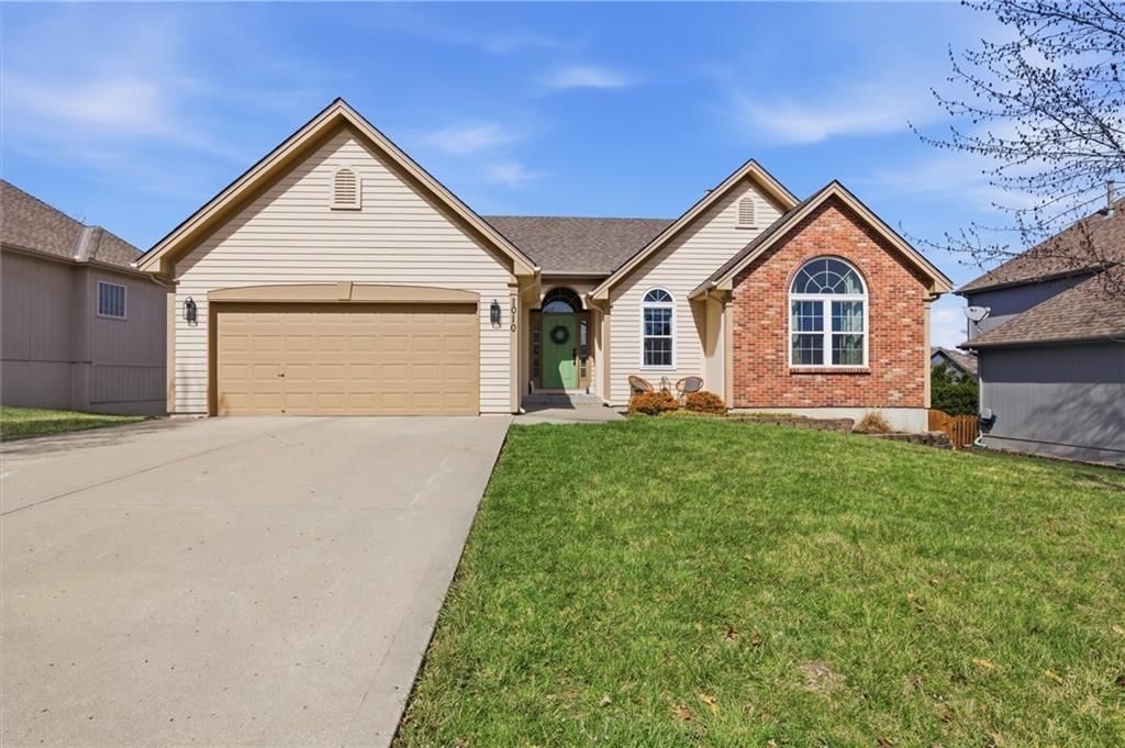 1010 WELLINGTON Way, Liberty, MO