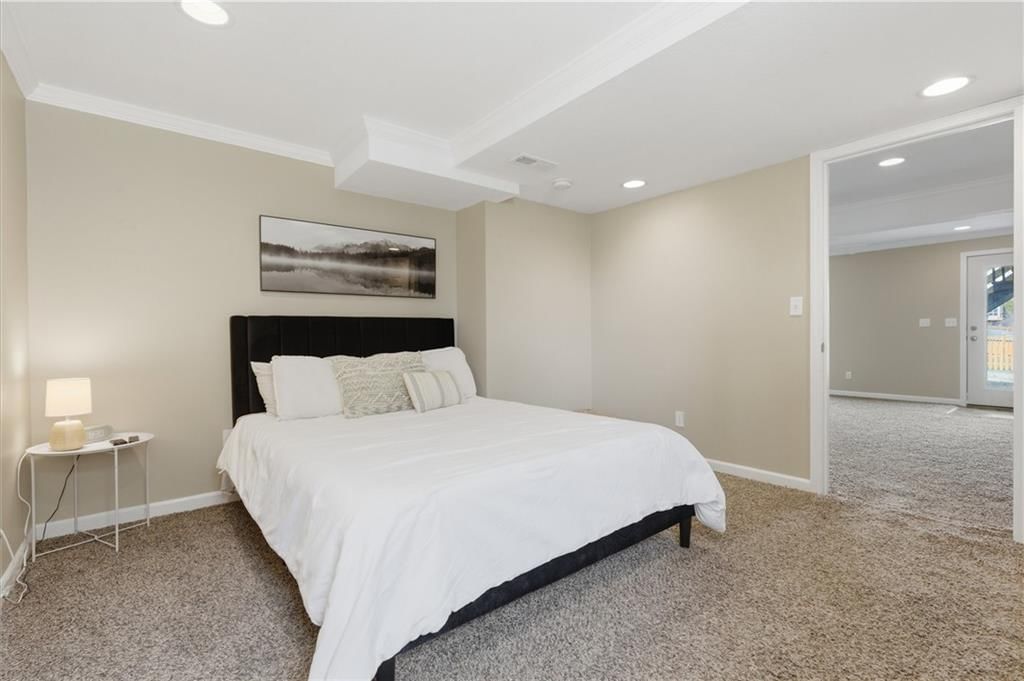 1010 WELLINGTON Way — photo 20