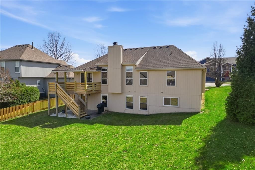 1010 WELLINGTON Way — photo 24