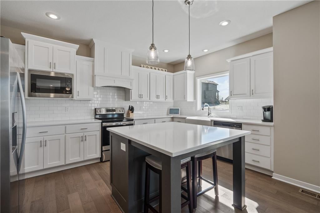 23823 W 58th Terrace — photo 11