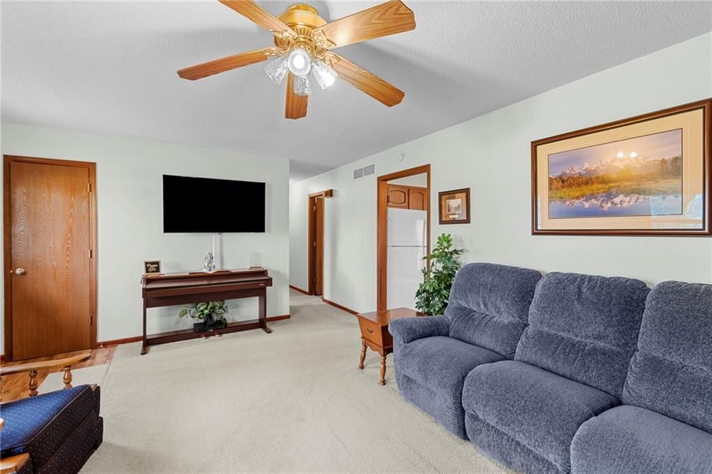 27 Circle Drive — photo 6