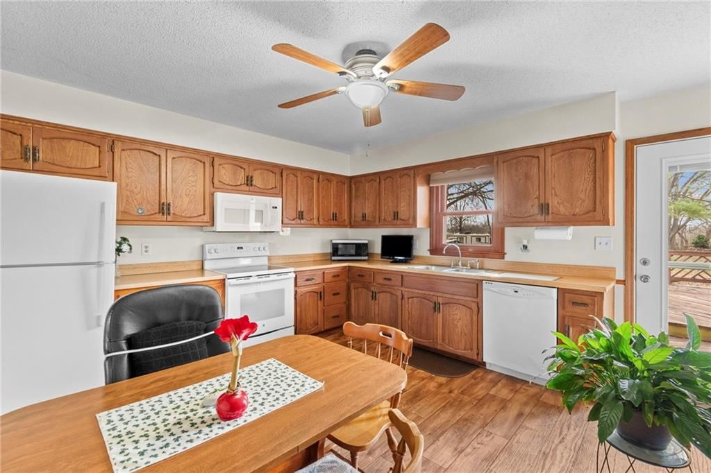 27 Circle Drive — photo 9